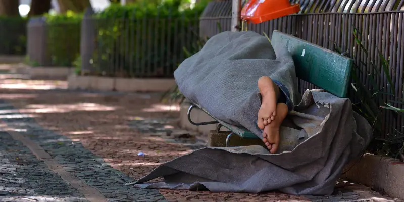 Atuação do enfermeiro na assistência a pessoas em situação de rua 